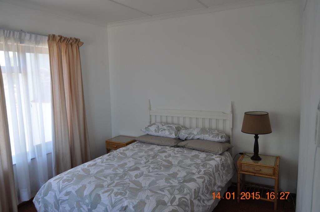 Backpacker Apartments Plettenberg Bay Værelse billede