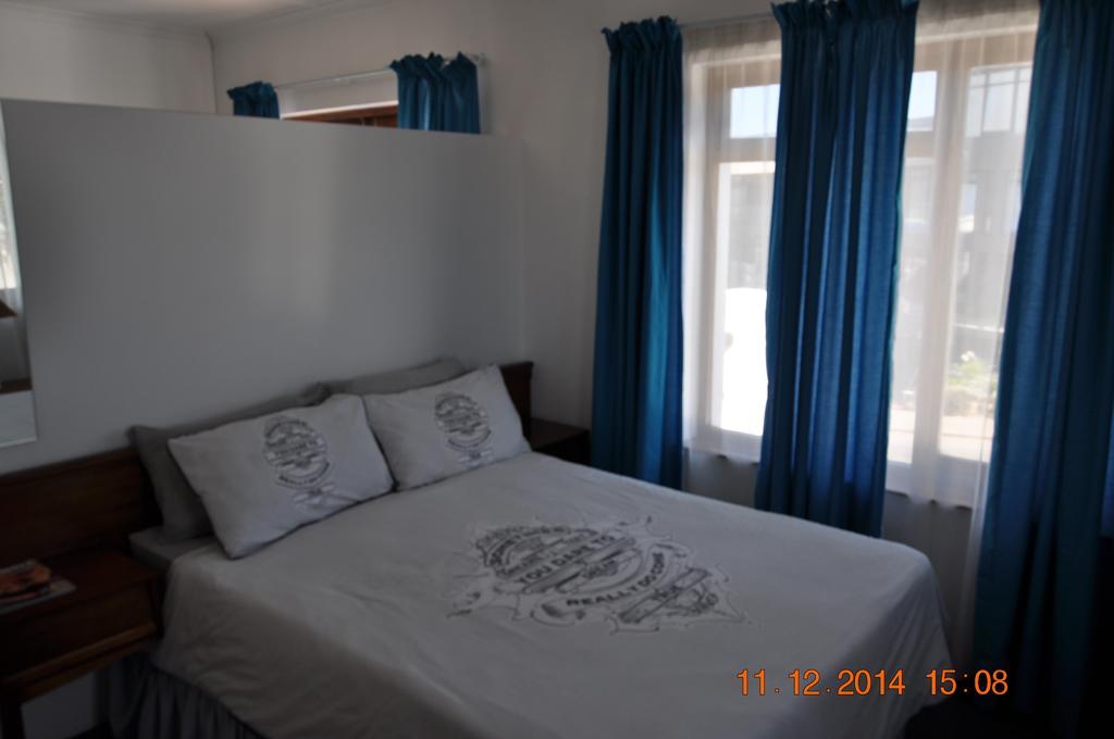 Backpacker Apartments Plettenberg Bay Værelse billede