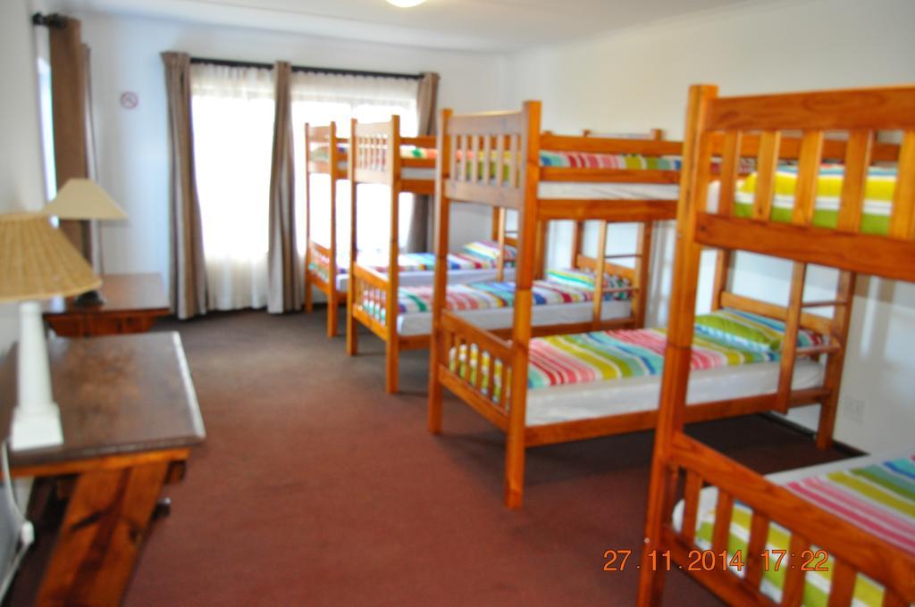 Backpacker Apartments Plettenberg Bay Værelse billede