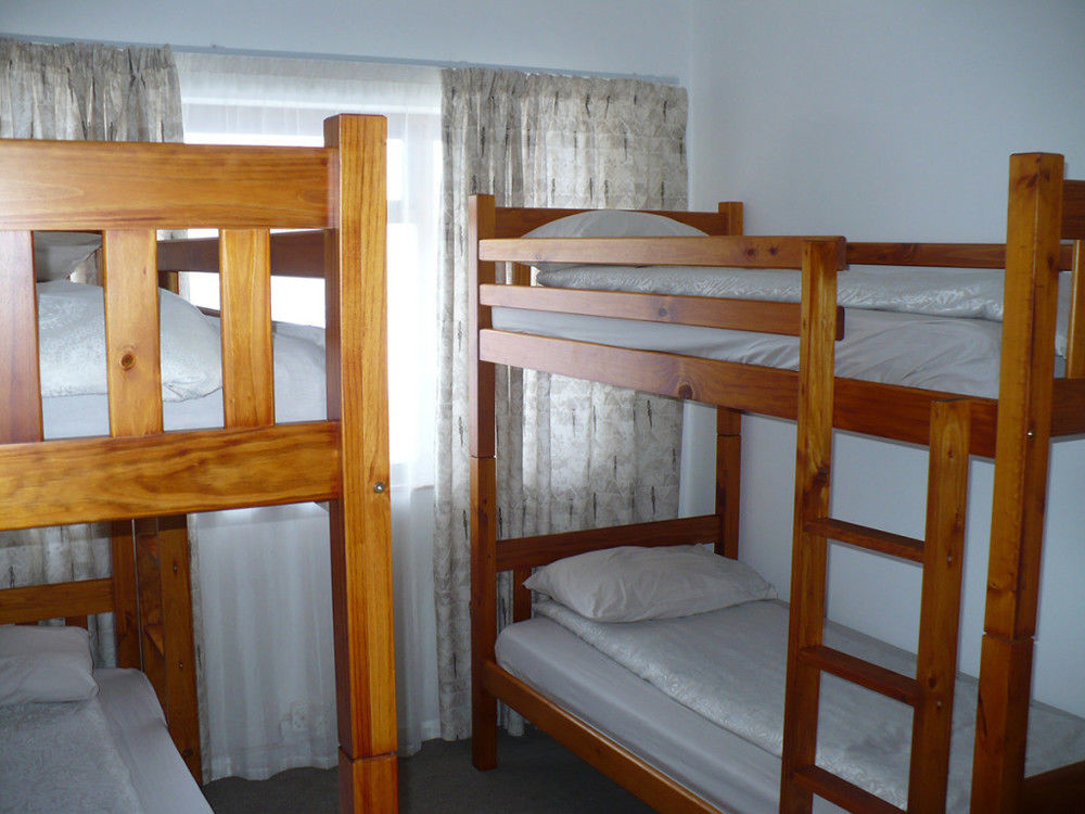 Backpacker Apartments Plettenberg Bay Eksteriør billede