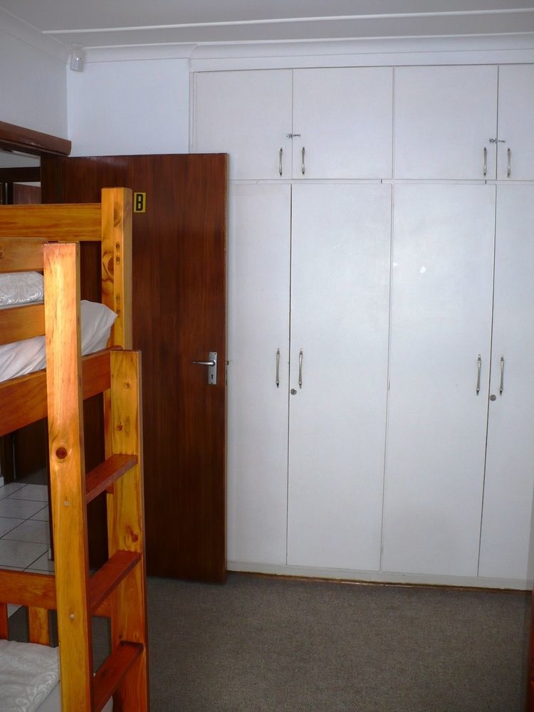 Backpacker Apartments Plettenberg Bay Eksteriør billede