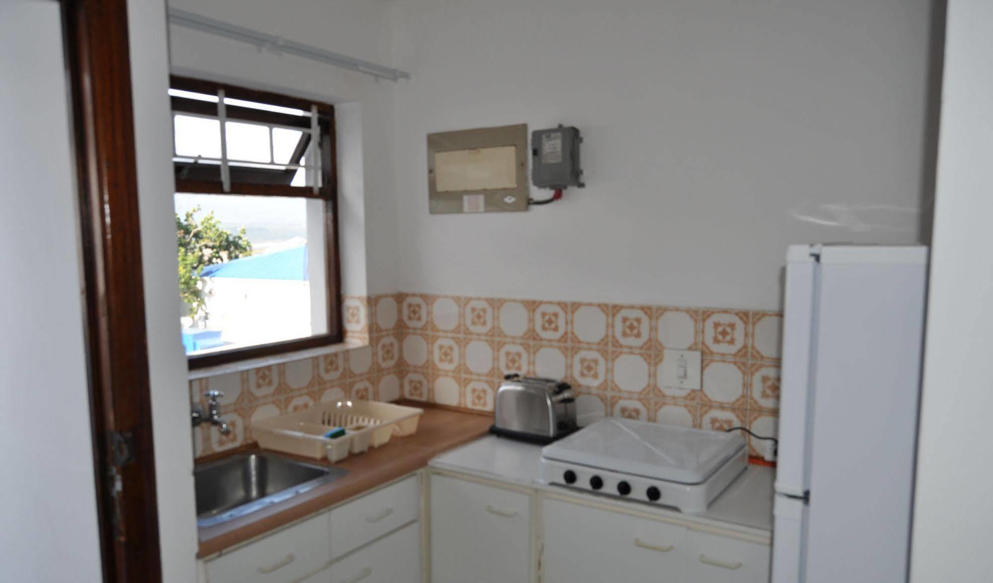 Backpacker Apartments Plettenberg Bay Eksteriør billede