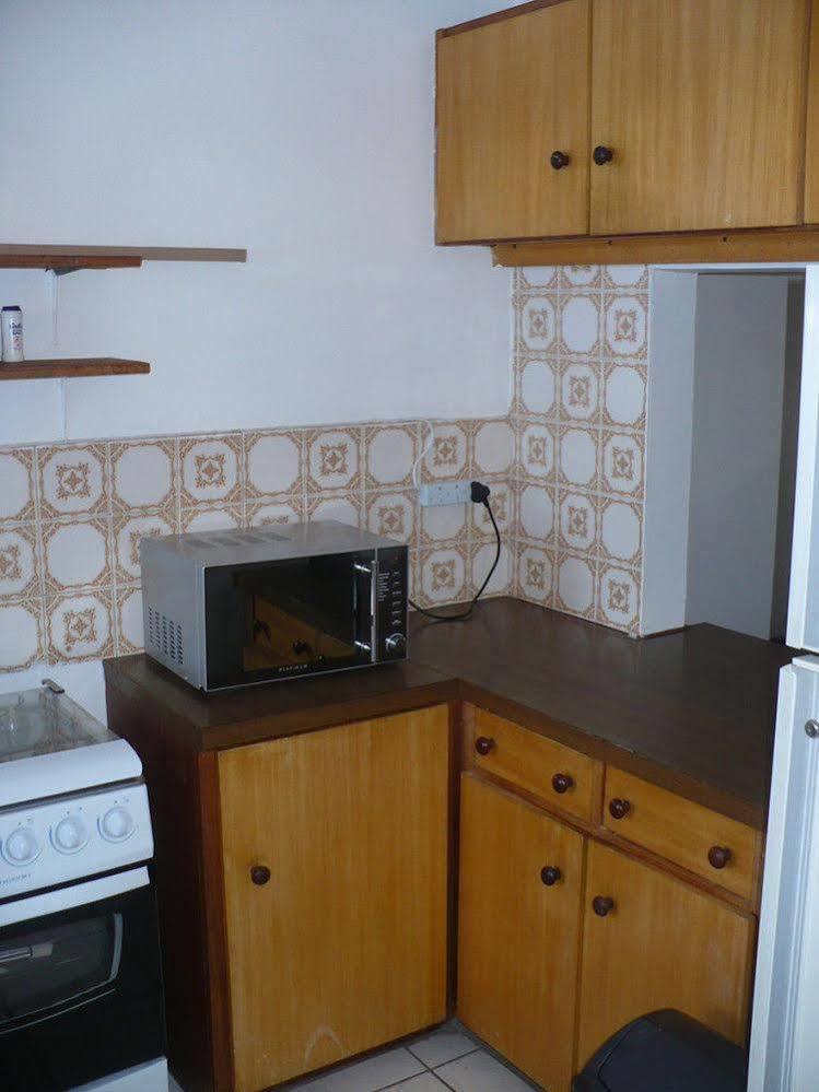 Backpacker Apartments Plettenberg Bay Eksteriør billede