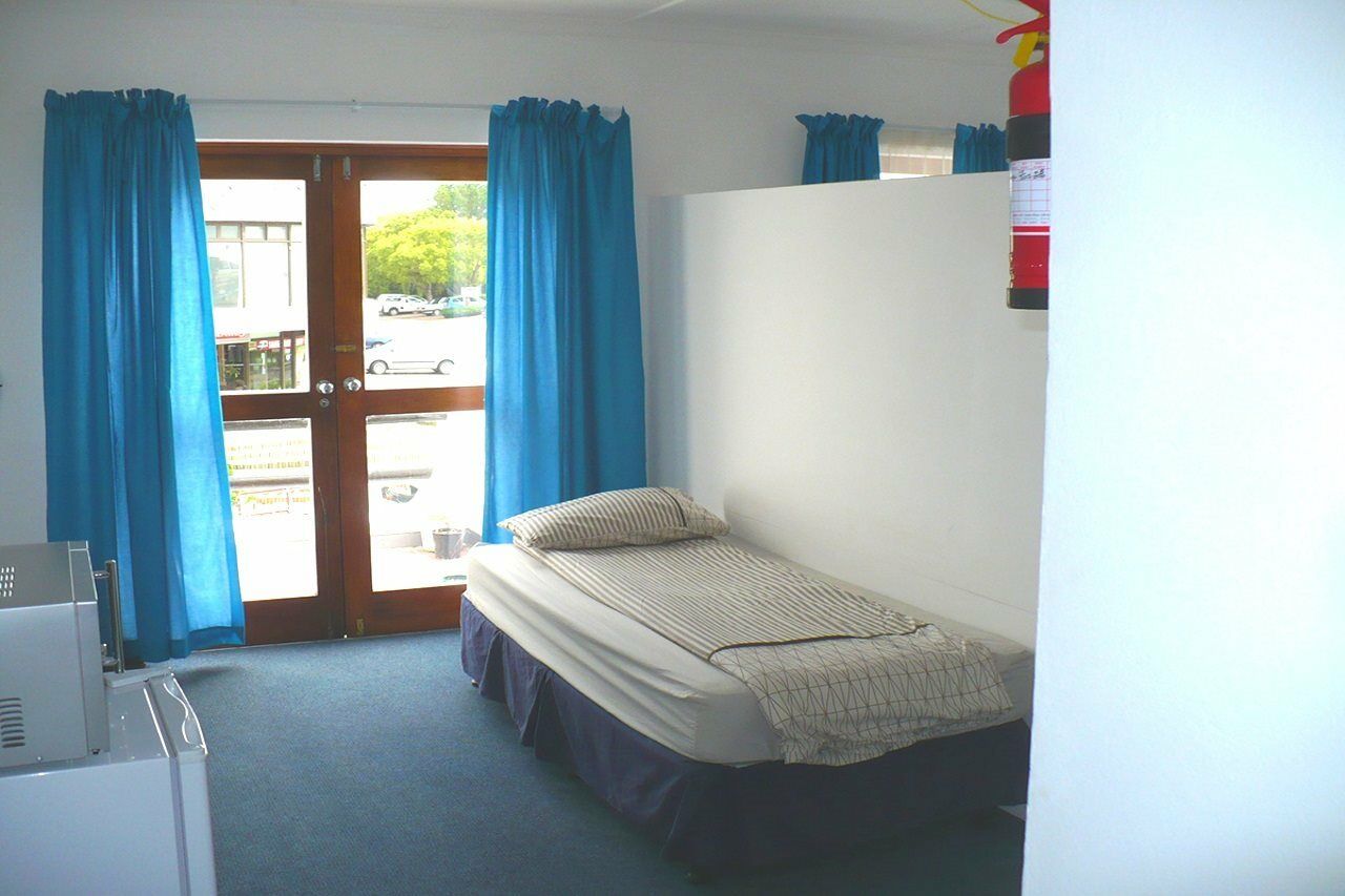 Backpacker Apartments Plettenberg Bay Eksteriør billede